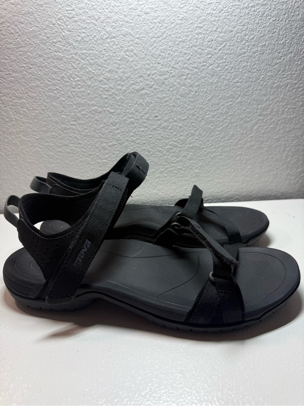 Teva Women's Black Adjustable Trail Sandals